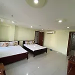 Hoang Tay Hotel 1 By Bay Luxury