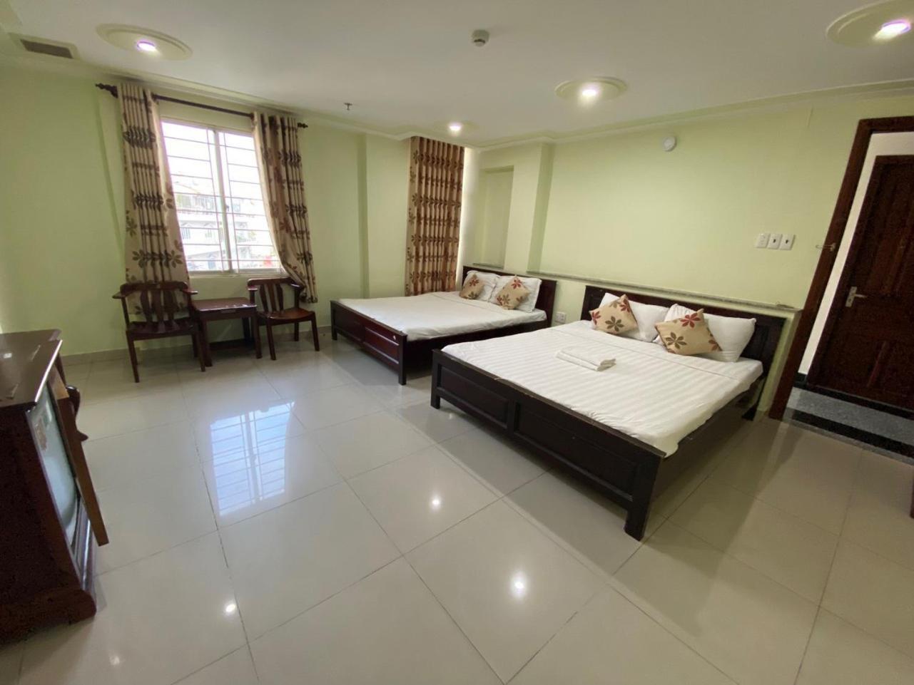 Hoang Tay 1 By Bay Luxury * TP. Hồ Chí Minh